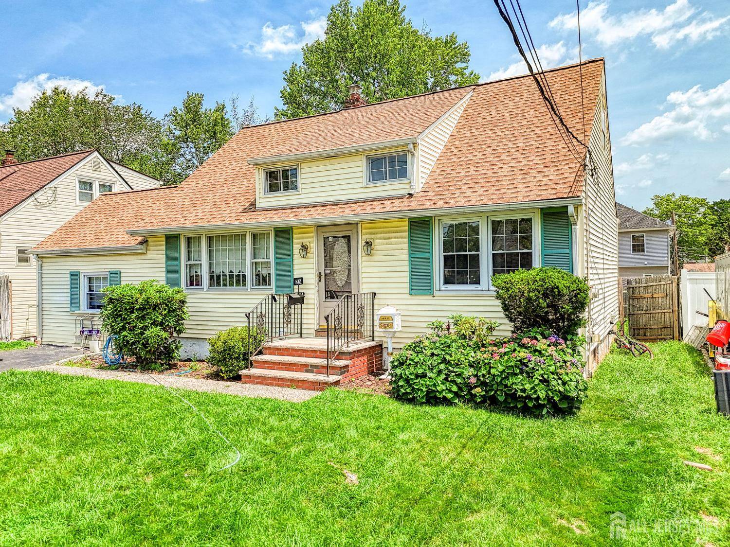 Iselin, NJ 08830,25 Adams ST