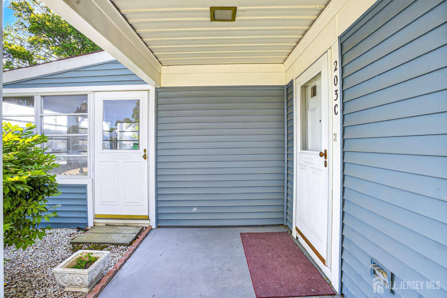 Monroe, NJ 08831,203 Rossmoor DR #C