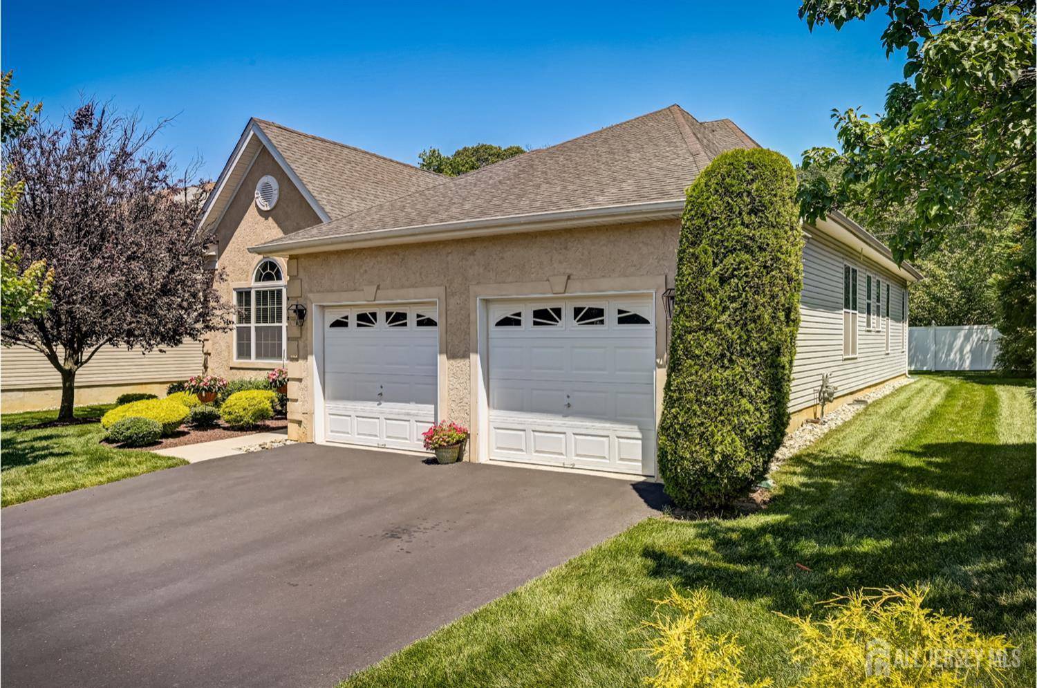 Monroe, NJ 08831,36 Kings Mill RD