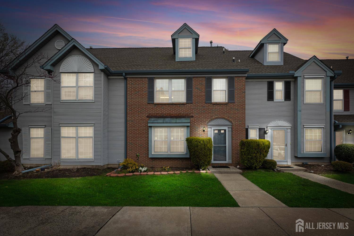 South Brunswick, NJ 08824,76 Lynnette CT