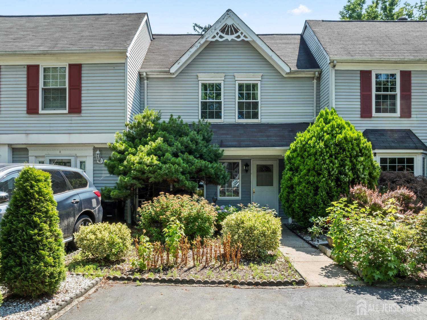 East Brunswick, NJ 08816,7 Letts CT