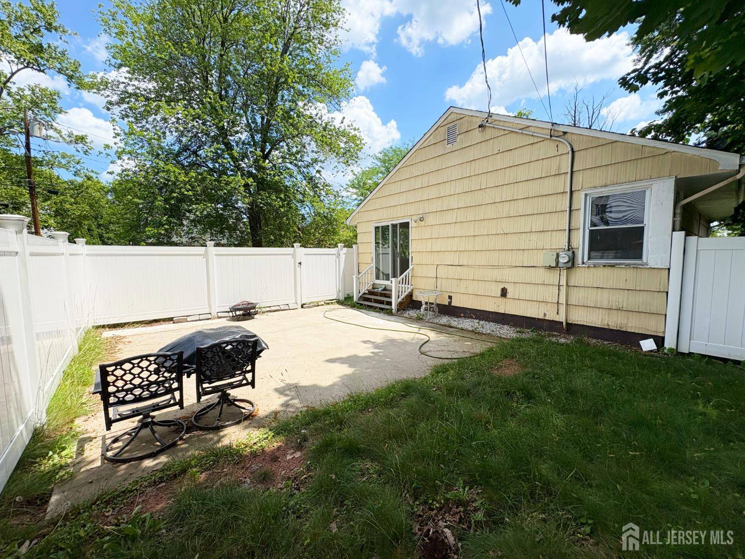 Highland Park, NJ 08904,500 Grove AVE