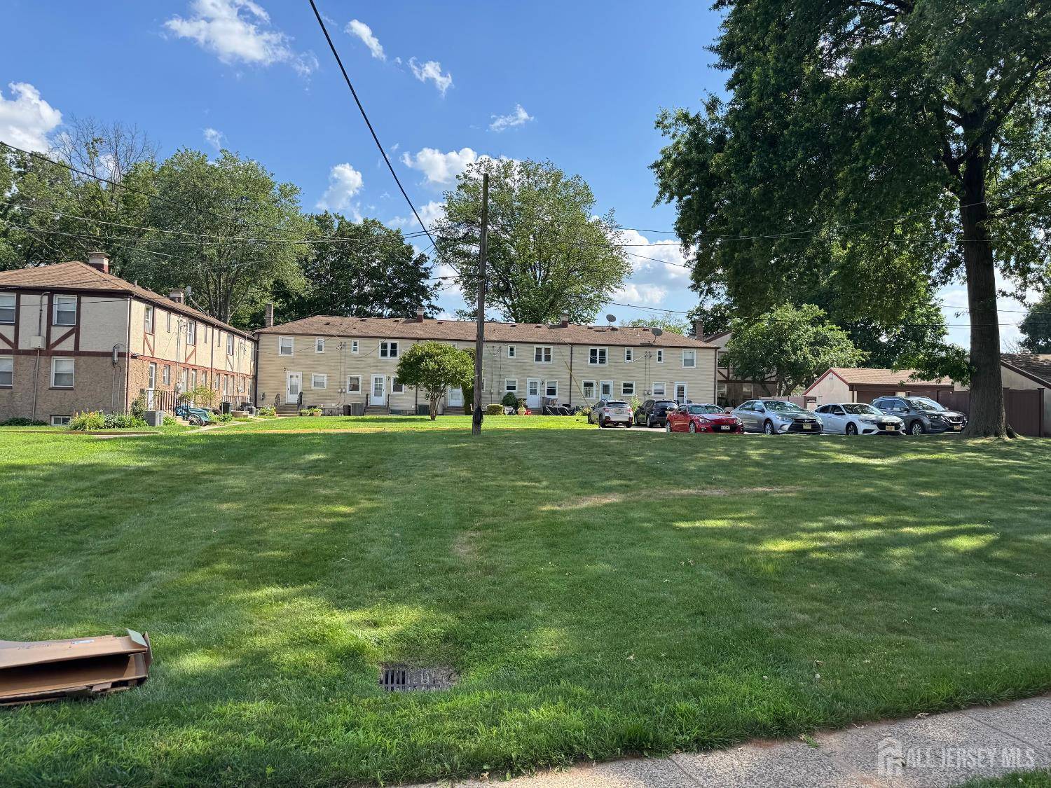 Metuchen, NJ 08840,185 High ST #3101