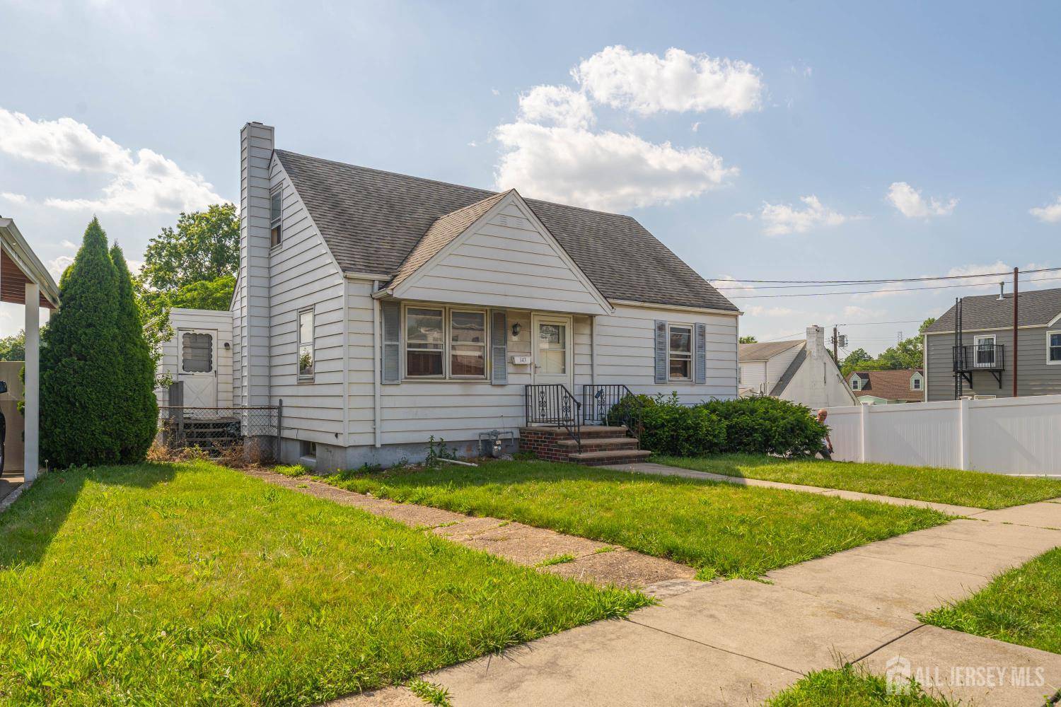 Hopelawn, NJ 08738,143 Ellen AVE