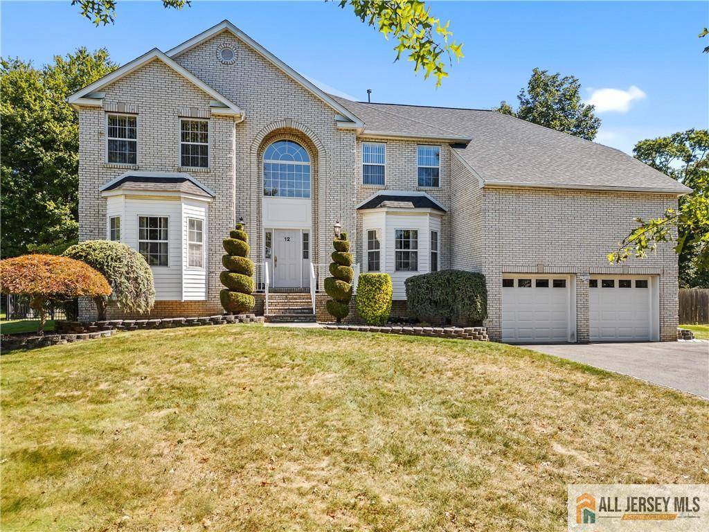 Monroe, NJ 08831,12 Red Oak CT