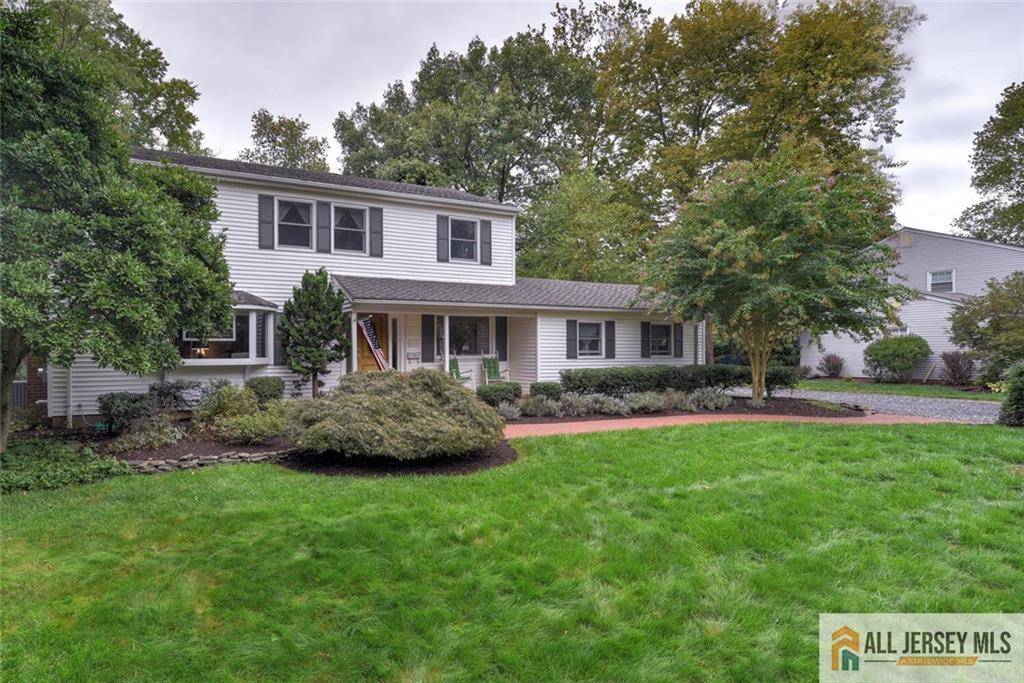 Cranbury, NJ 08512,109 N Main ST