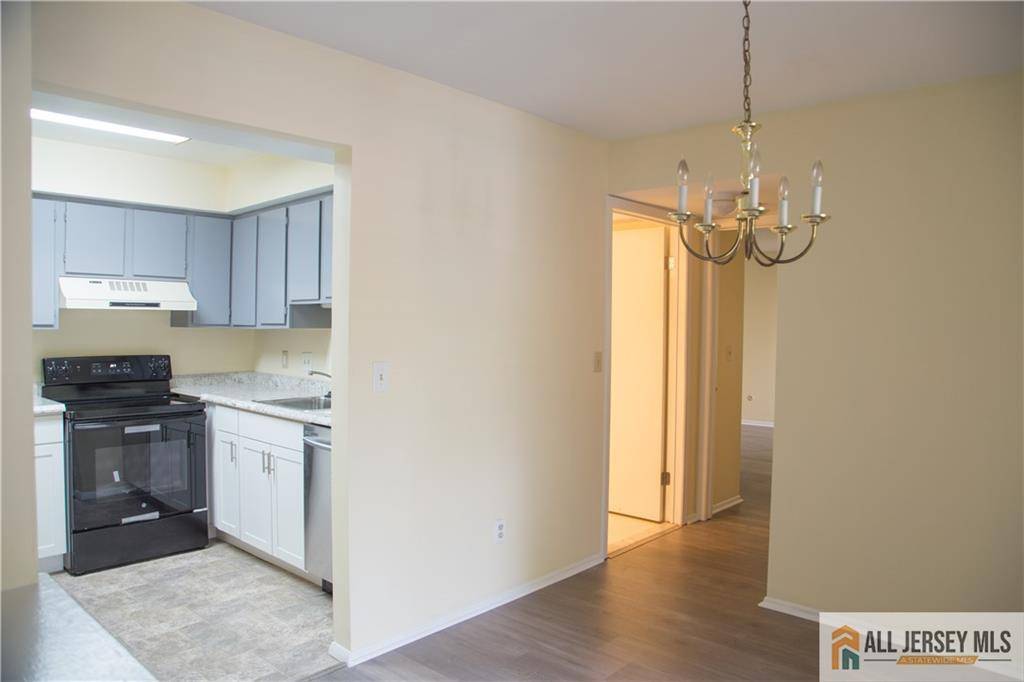 Plainsboro, NJ 08540,3131 Sayre DR #3131