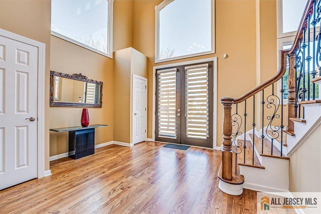 South Brunswick, NJ 08852,86 Davinci DR