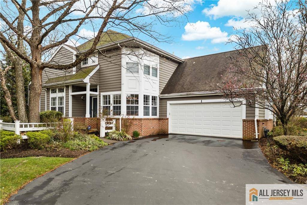Monroe, NJ 08831,1 Eagle CT