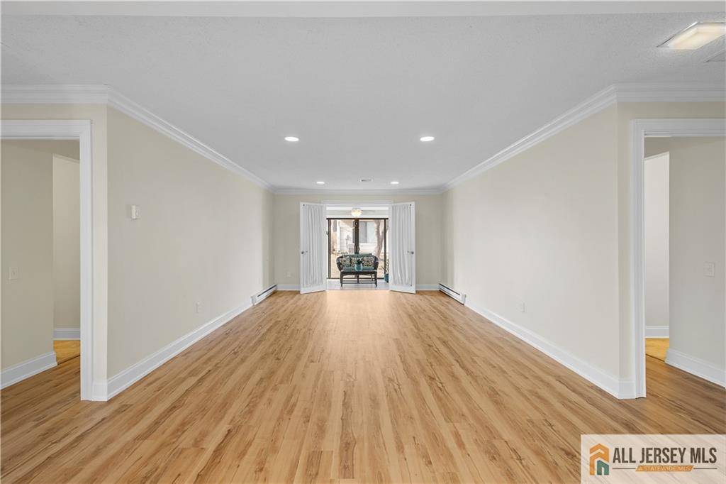 Monroe, NJ 08831,45 Catalpa PLZ #45B