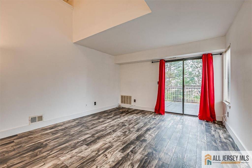 South Brunswick, NJ 08810,502 Samuel CT