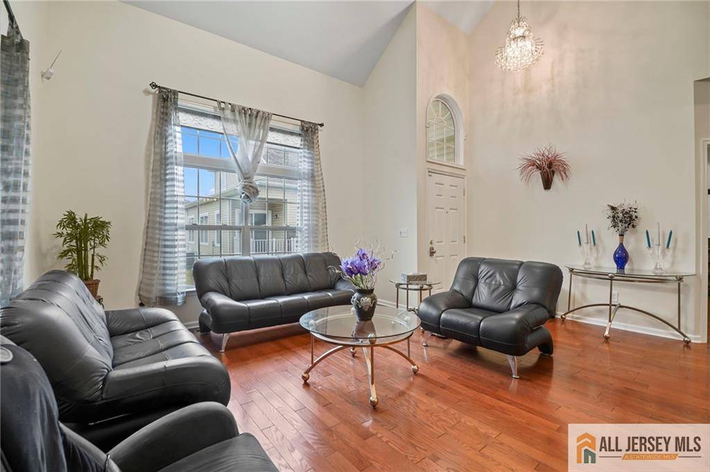South Brunswick, NJ 08852,2304 Schindler DR