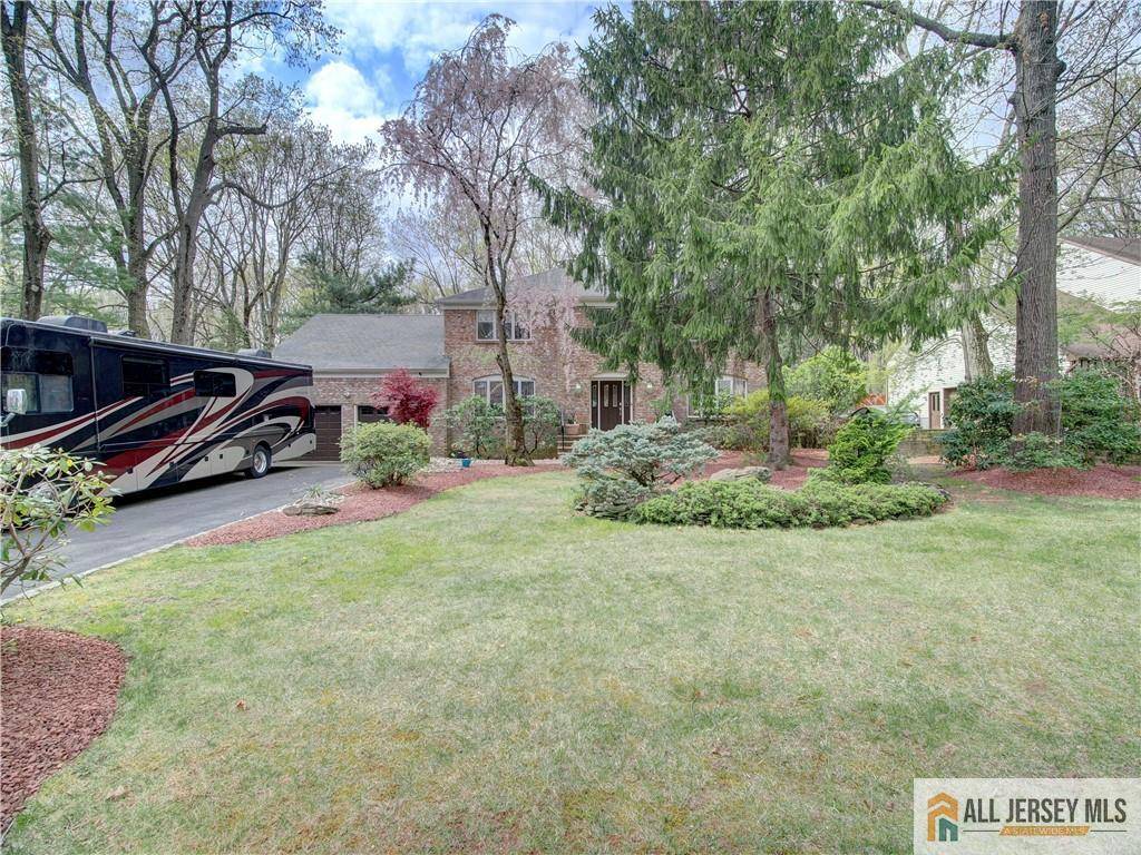 East Brunswick, NJ 08816,4 Cherokee RD