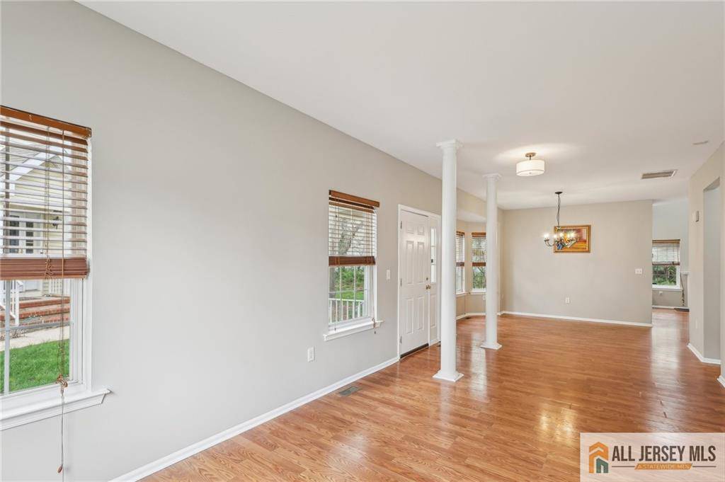 South Plainfield, NJ 07080,1115 Joseph CT
