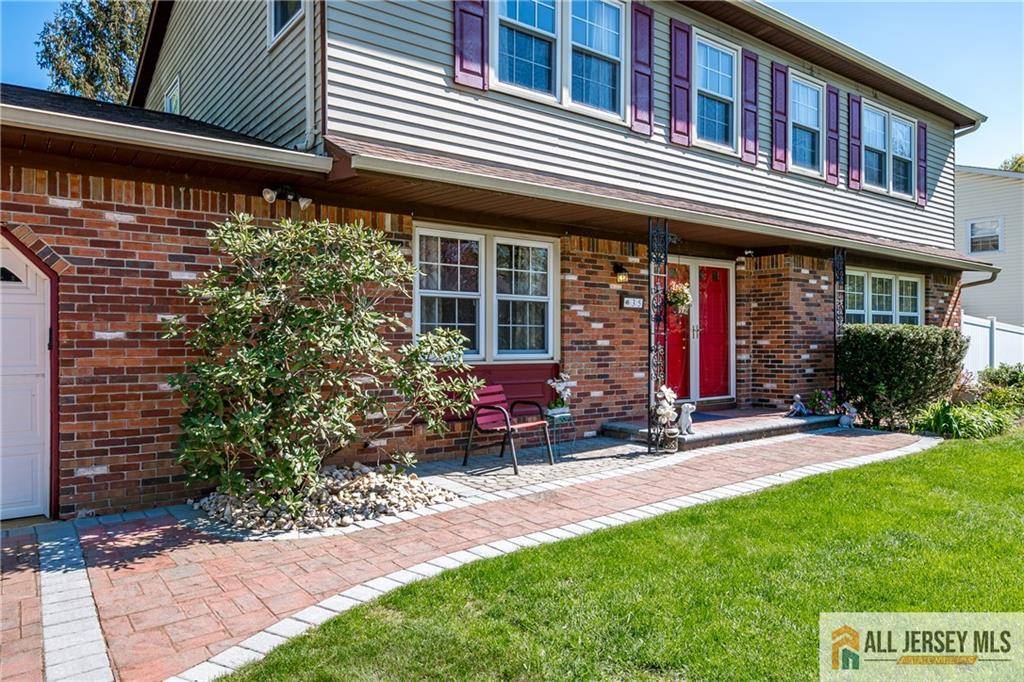 Plainsboro, NJ 08536,35 Groendyke LN