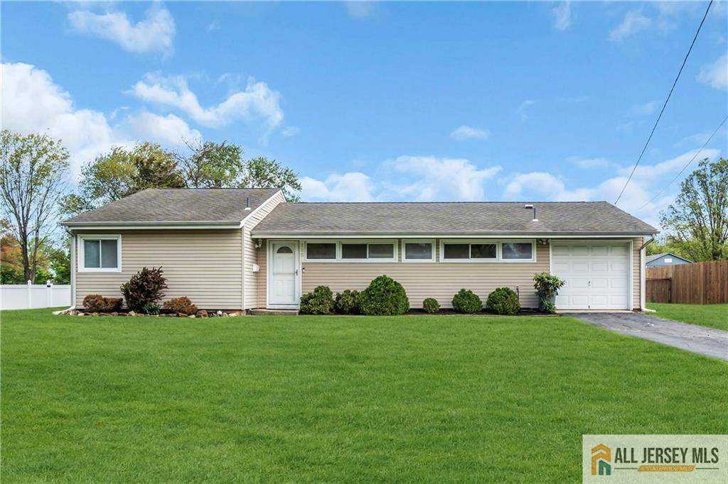 South Brunswick, NJ 08824,185 Kendall RD