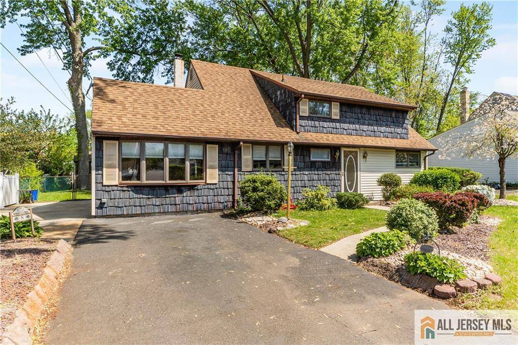 Old Bridge, NJ 08857,8 Farmbrook DR