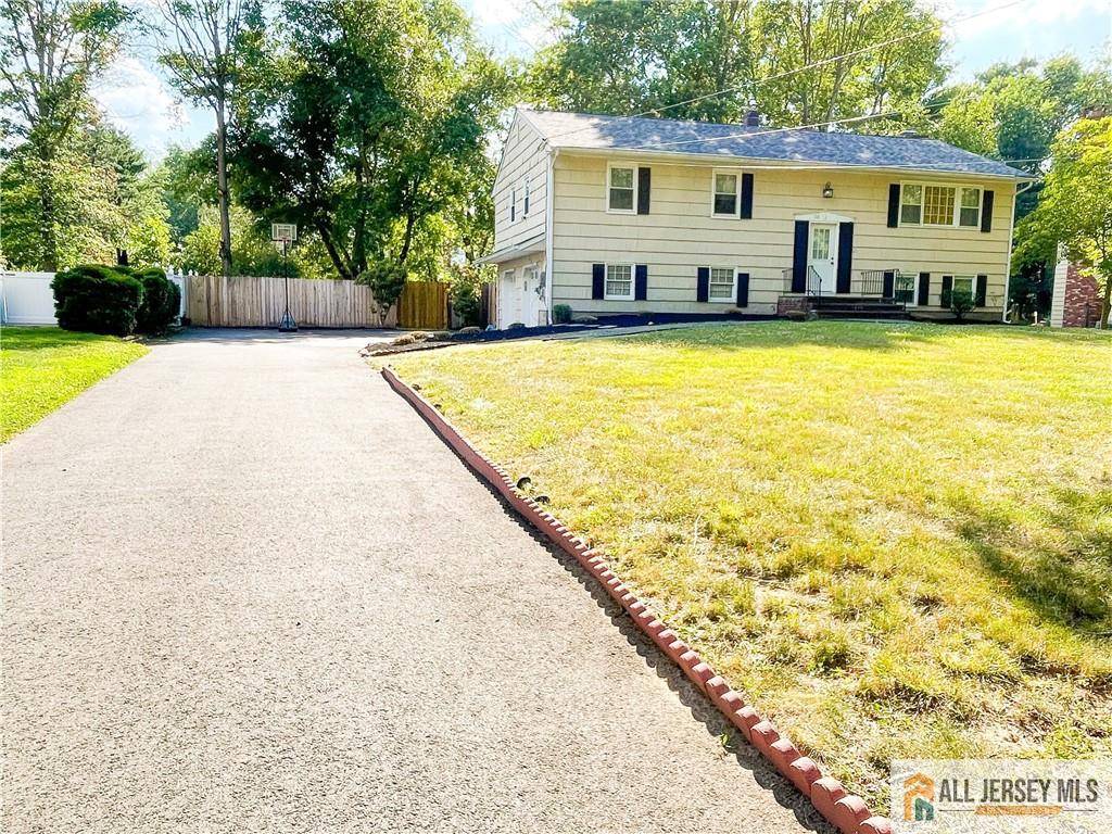 West Windsor, NJ 08550,94 Princeton Hightstown RD