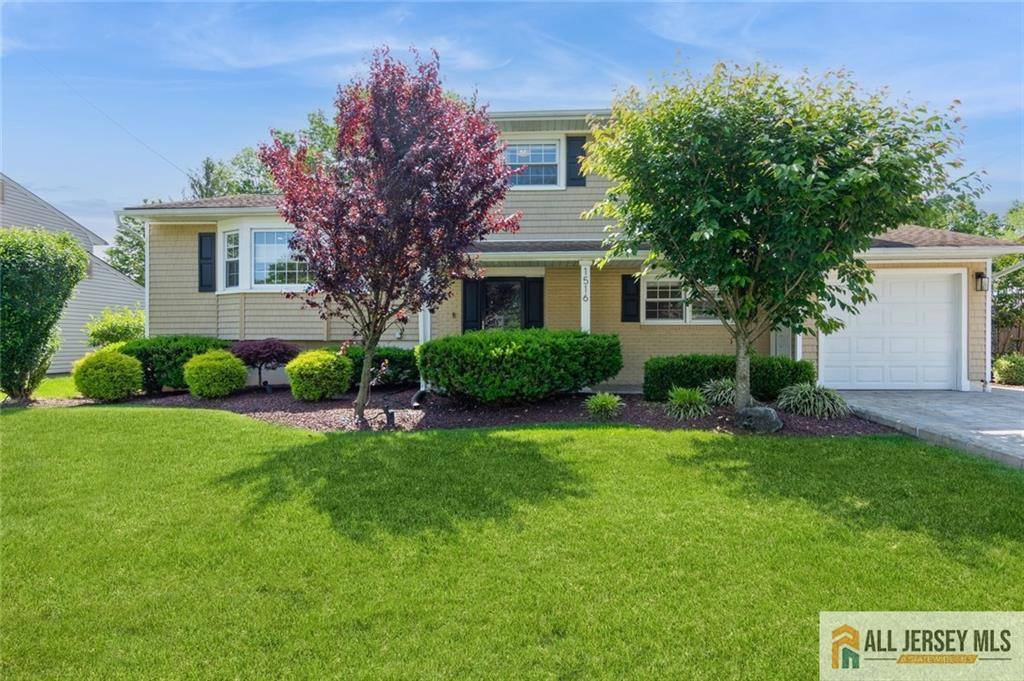 North Brunswick, NJ 08902,1516 N Indian PL