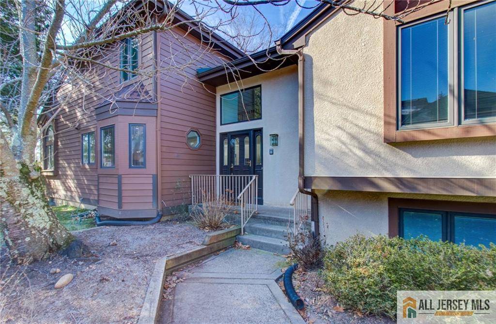 Plainsboro, NJ 08540,388 Sayre DR