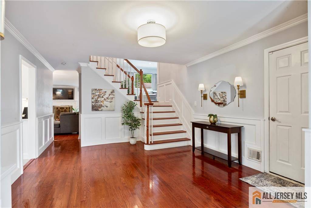 Milltown, NJ 08850,43 S Brook DR