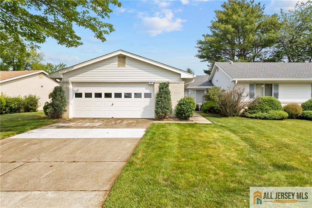 Monroe, NJ 08831,747 Marlton RD #747A