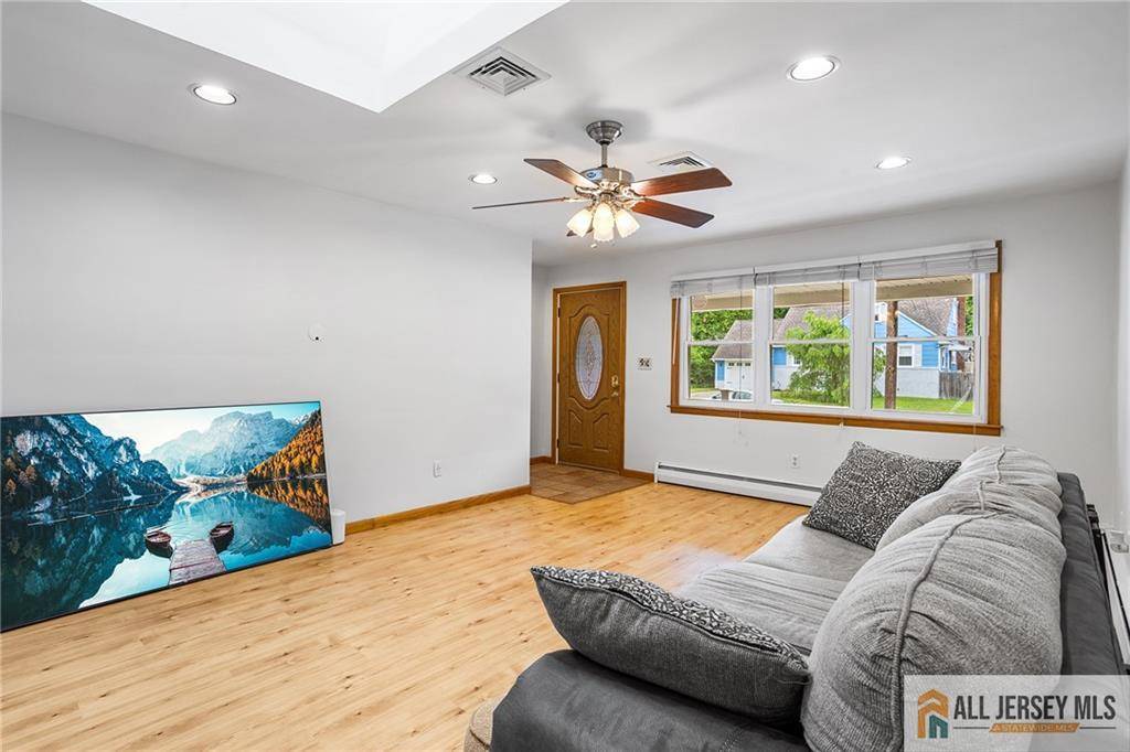 South River, NJ 08882,20 Cleveland AVE