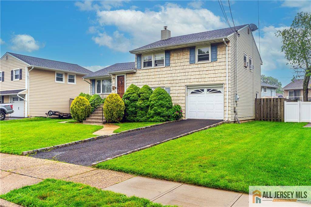 Colonia, NJ 07067,47 Dewitt TER
