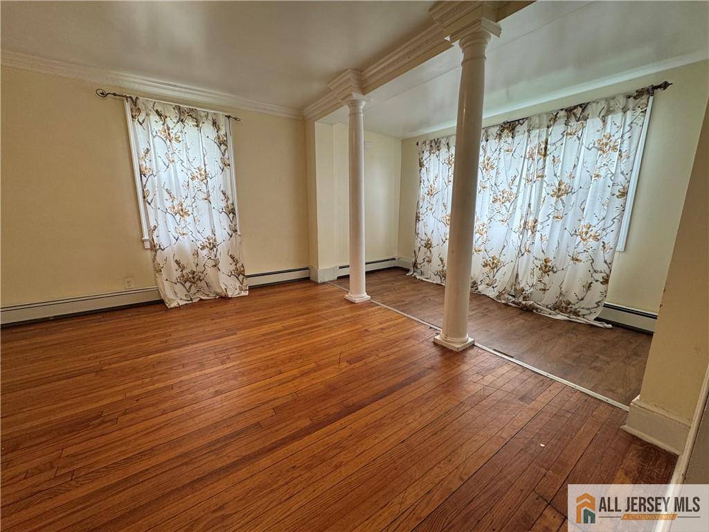 Woodbridge Proper, NJ 07095,117 New ST
