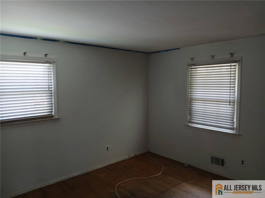 Franklin, NJ 08873,148 Dutton ST