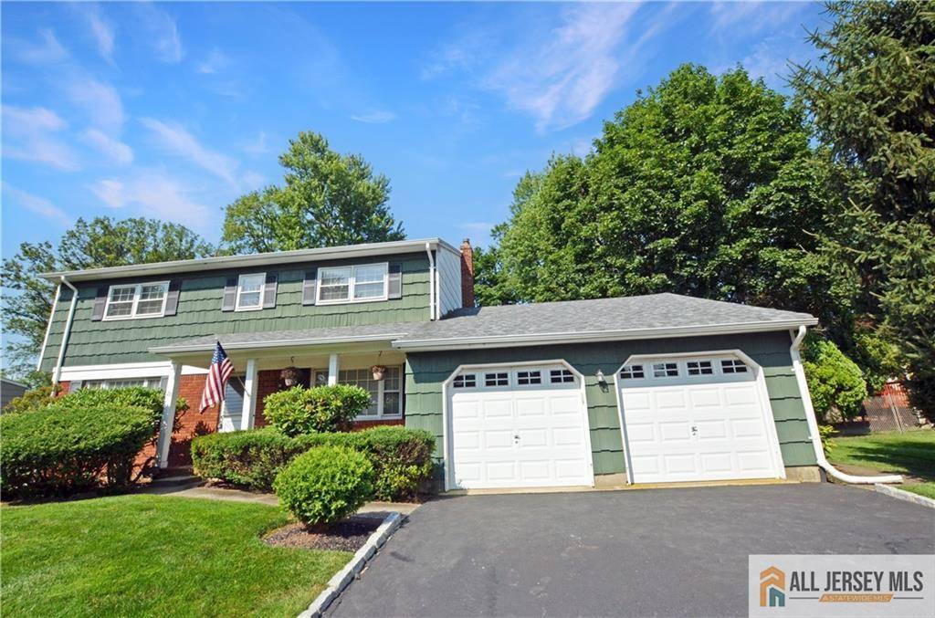 East Brunswick, NJ 08816,20 Rath LN