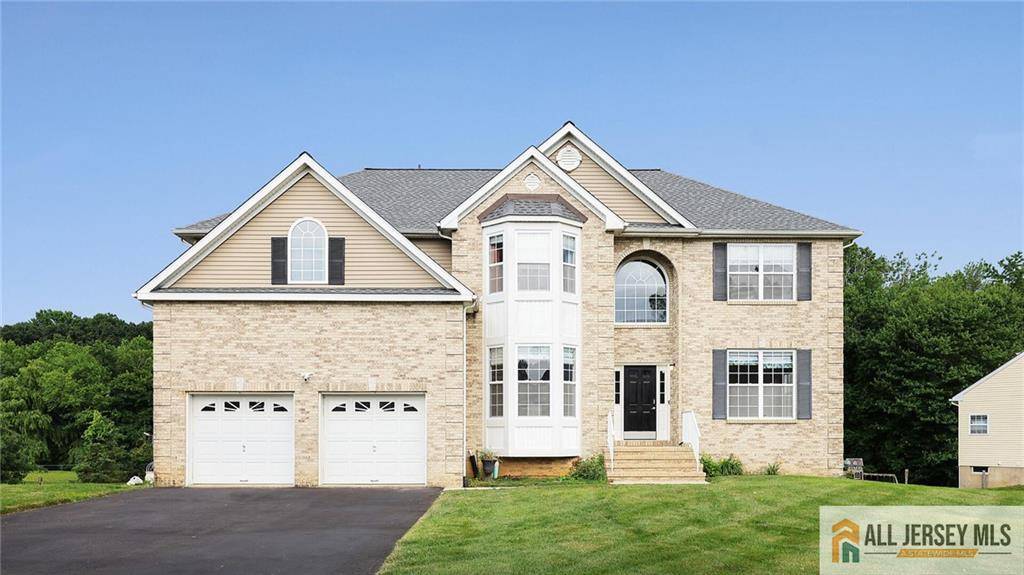 Monroe, NJ 08831,16 Stanley DR