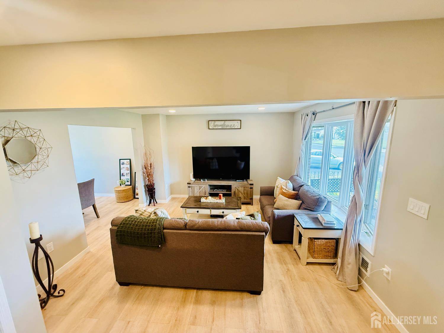 Sewaren, NJ 07077,22 Ned CT