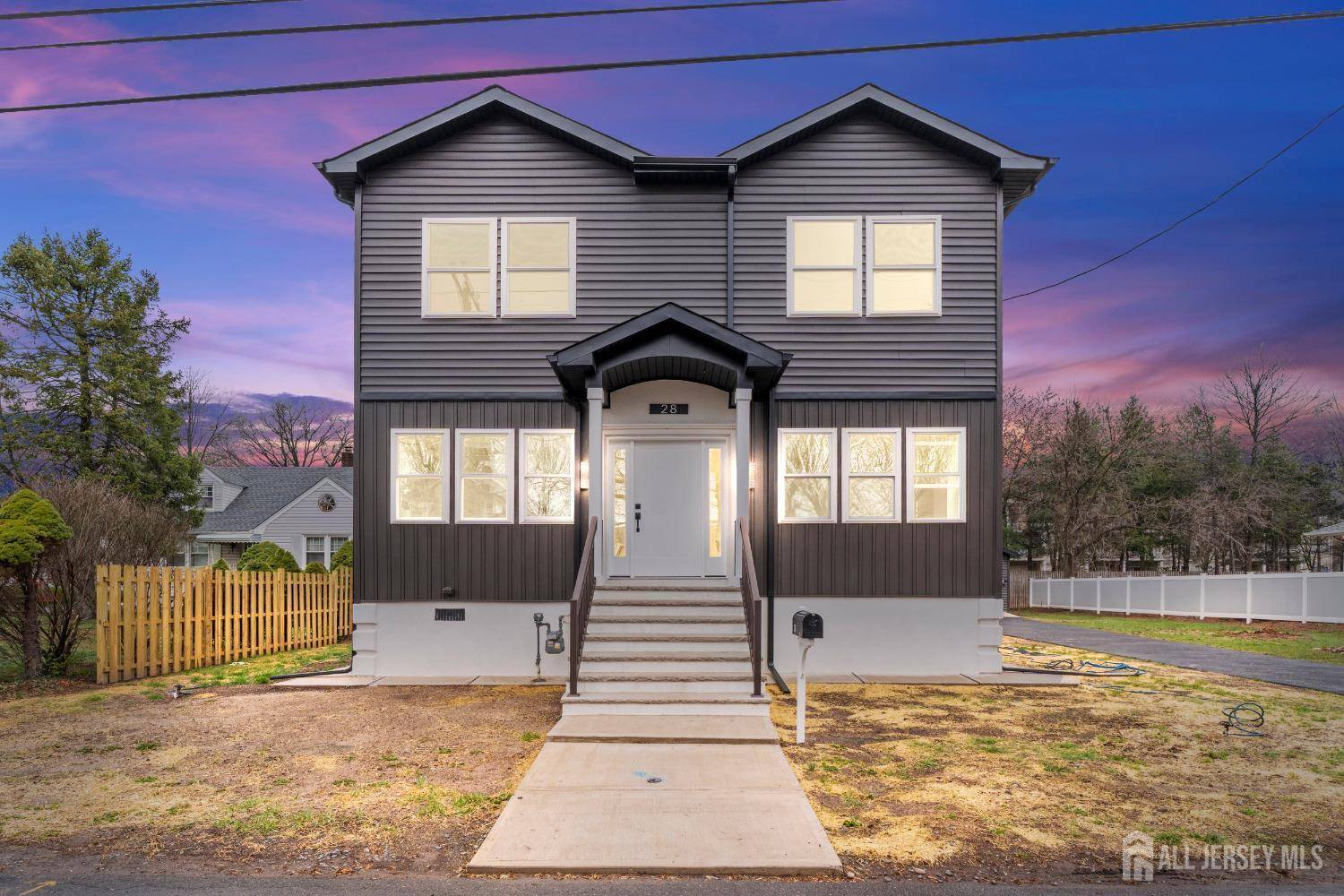 Edison, NJ 07080,28 Plymouth PL