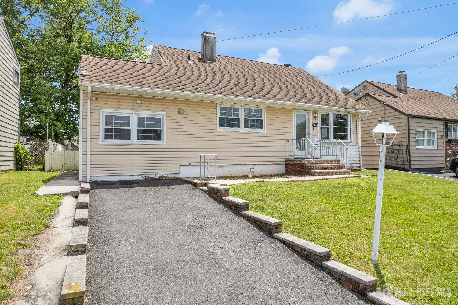 Iselin, NJ 08830,186 Tyler AVE