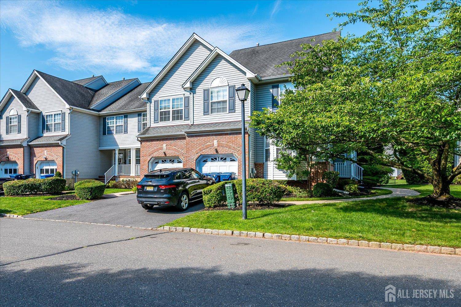 North Brunswick, NJ 08902,97 Amy DR