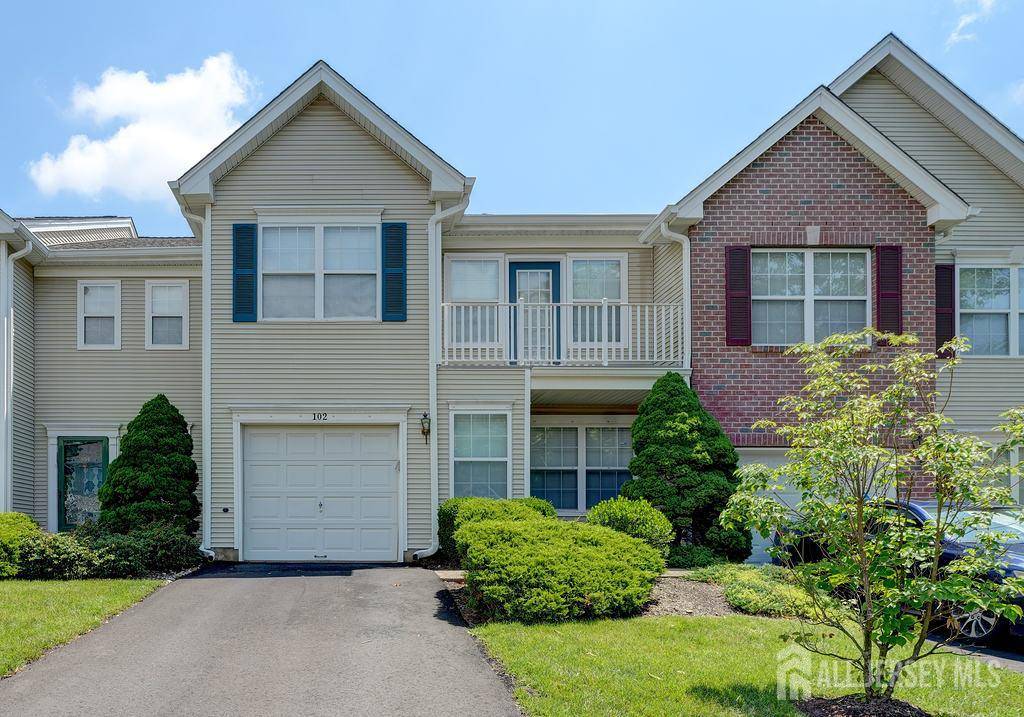South Brunswick, NJ 08540,102 Berkshire DR