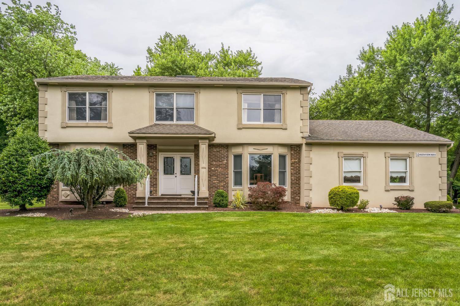 Scotch Plains, NJ 07076,14 GREENSVIEW DR