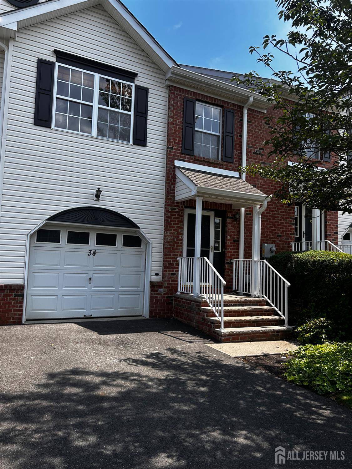 Manalapan, NJ 07726,34 Heron CT