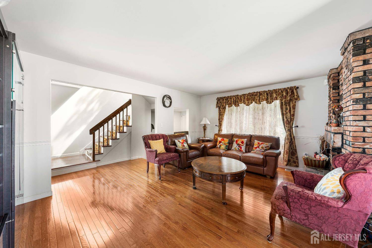 North Brunswick, NJ 08902,66 Riverbend DR
