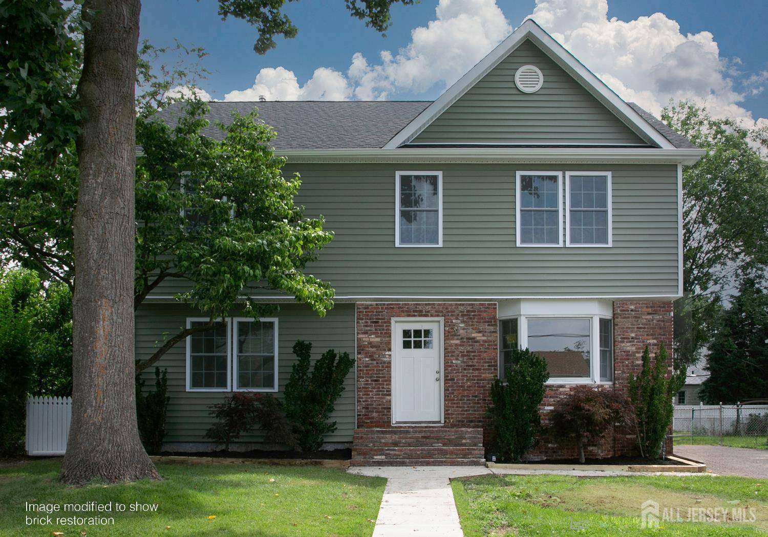 Edison, NJ 08817,15 Bradley DR
