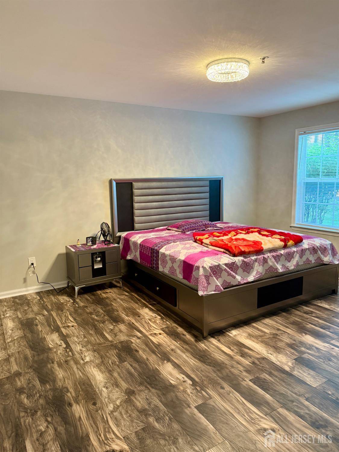 Edison, NJ 08817,816 Waterford DR #816