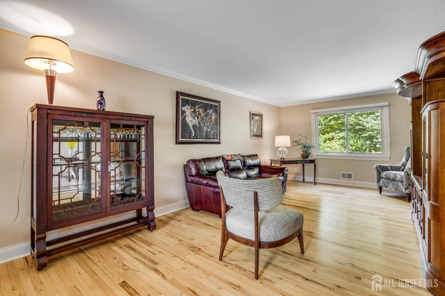 South Brunswick, NJ 08824,3 Oakey DR