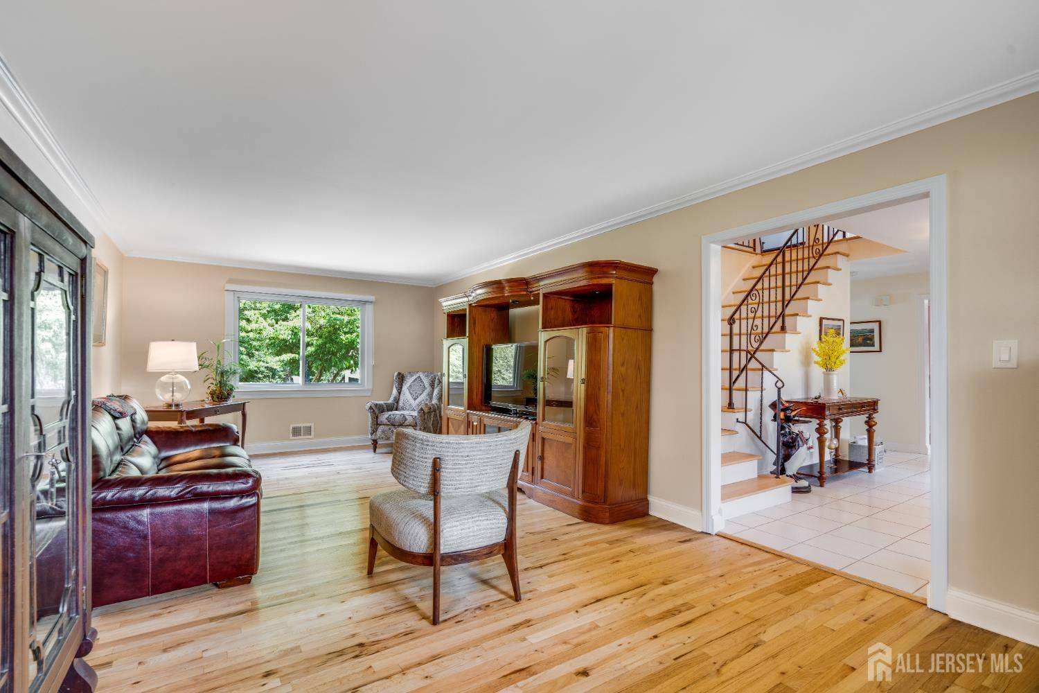 South Brunswick, NJ 08824,3 Oakey DR