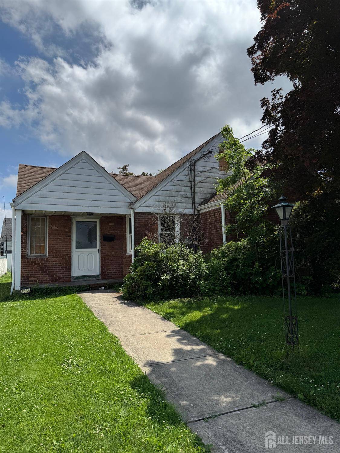 Union Twp, NJ 07083,1534 Julian TER