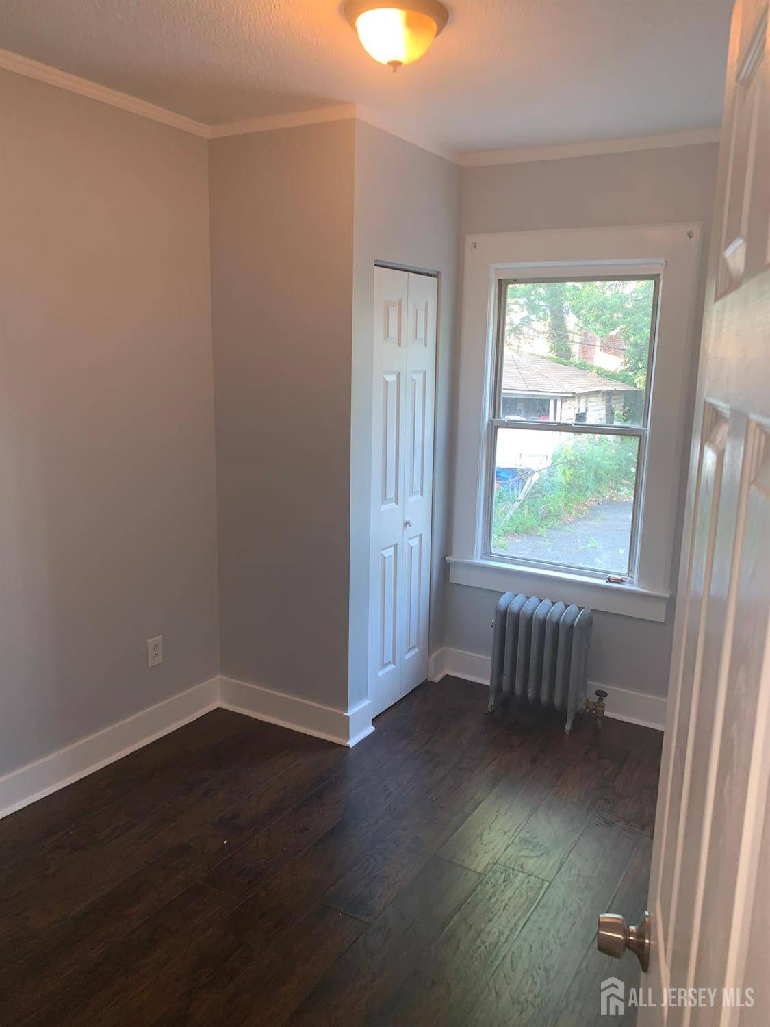 East Orange, NJ 07017,106 Summit ST