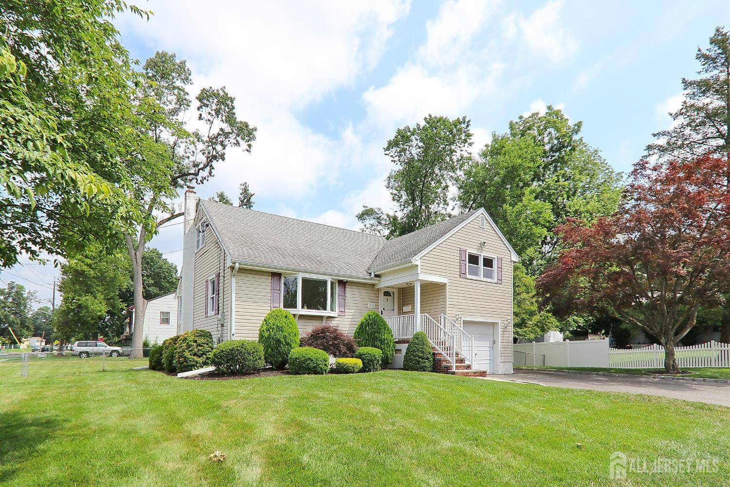 South Plainfield, NJ 07080,1270 S 9th ST S