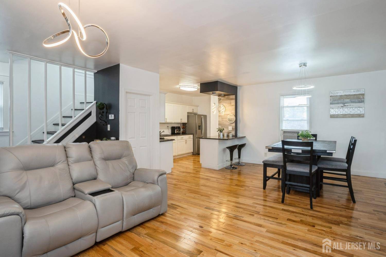 Irvington, NJ 07111,64 Hardgrove TER