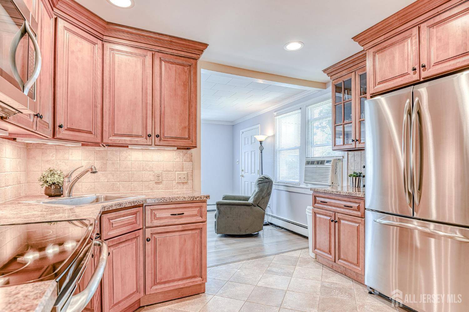 Somerville, NJ 08876,39 Madison ST