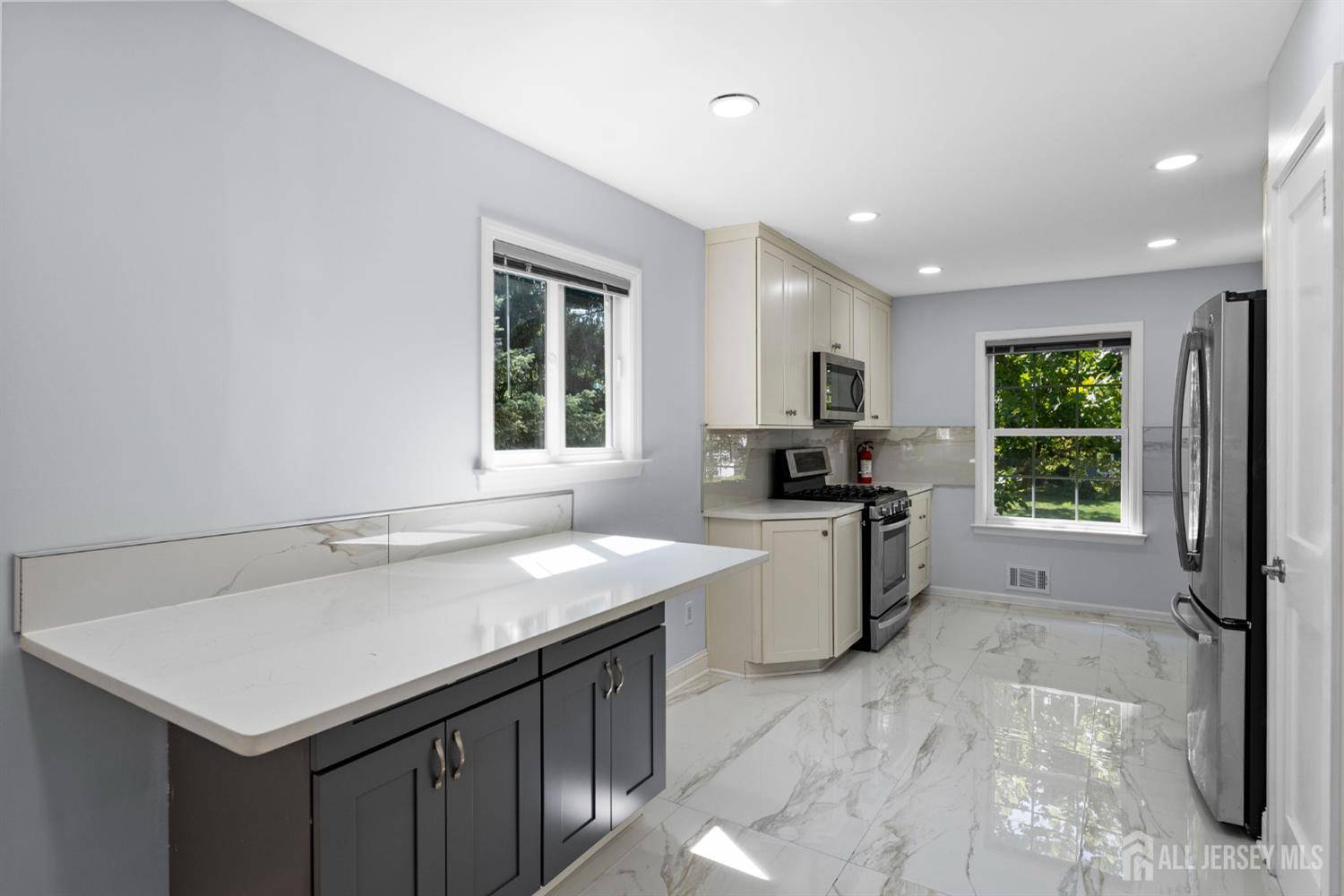 Plainsboro, NJ 08536,45 Linden LN